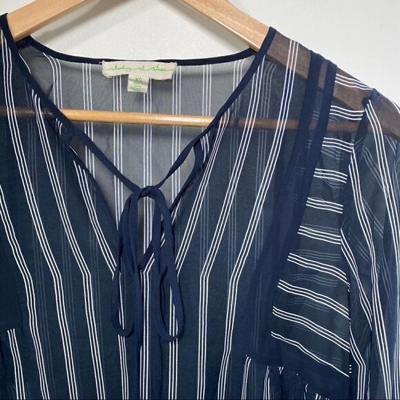 Staring at stars navy stripe long sleeve blouse - Picture 4 of 8